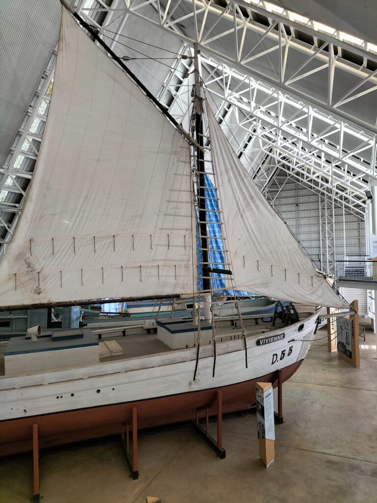 The exhibition of a boat.