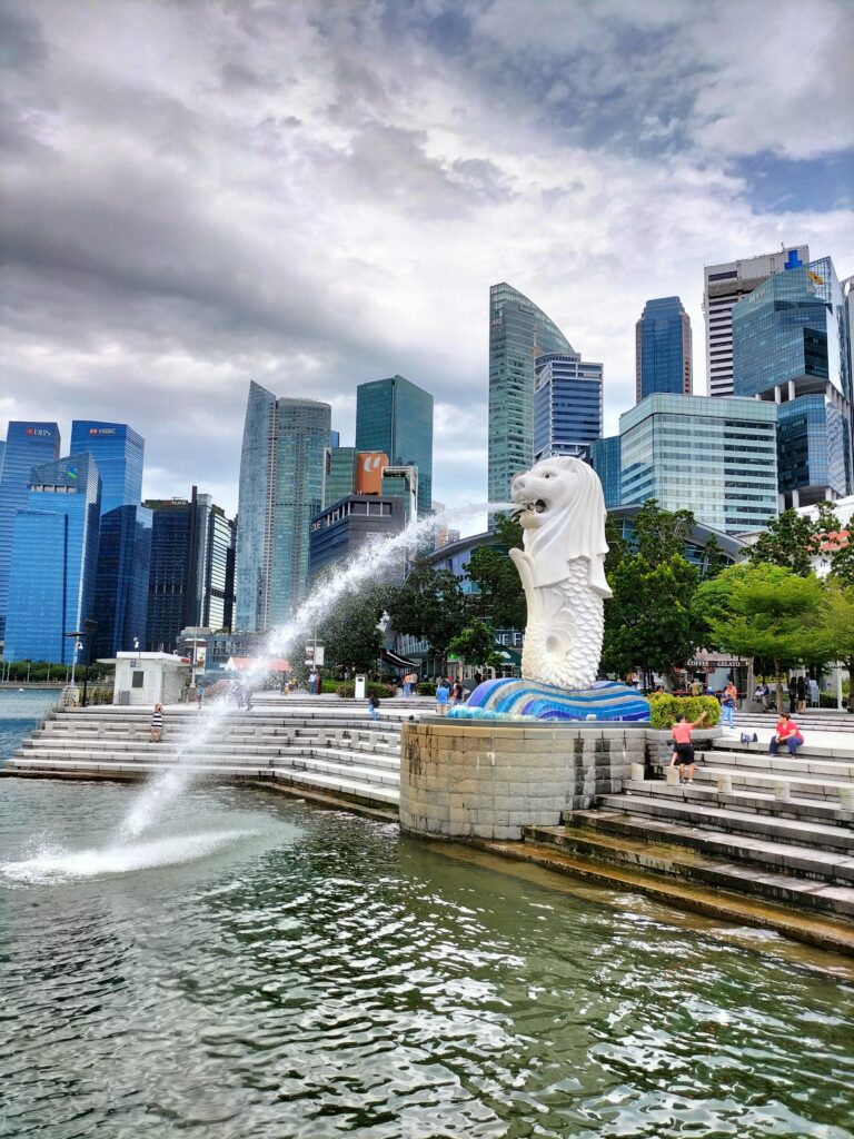 The statue of the iconic Merlion.