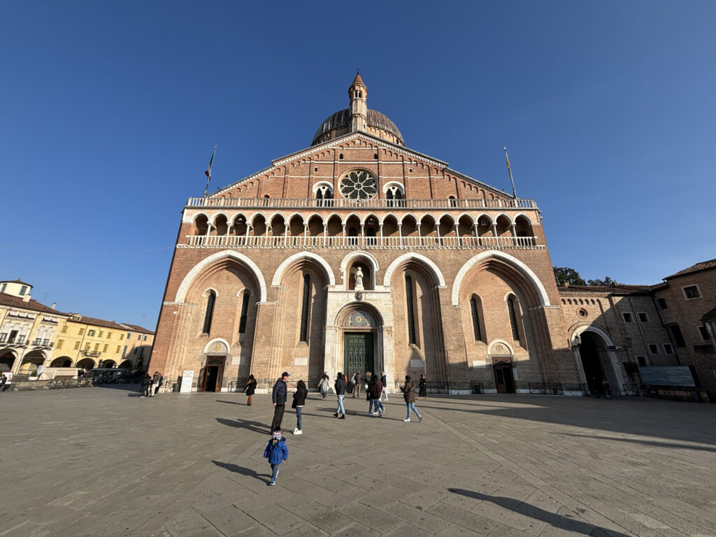 View of the outside facade of the Basilica of Saint Anthony.